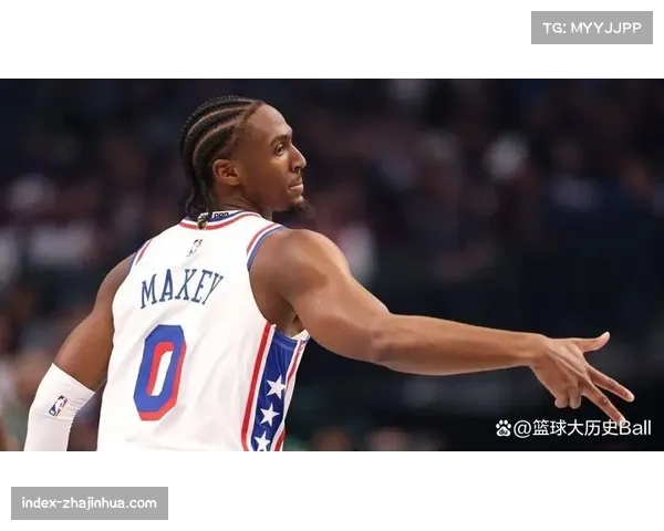 恩比德摇手指质疑判罚,76人将帅抗议裁判标准 恩比德摇手指质疑判罚,76人将帅抗议裁判标准